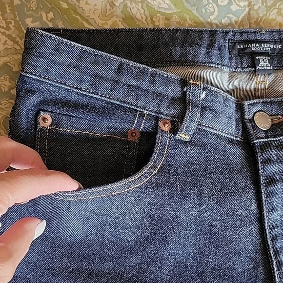 BANANA REPUBLIC BOOTCUT STRETCH JEANS - Picture 5 of 9